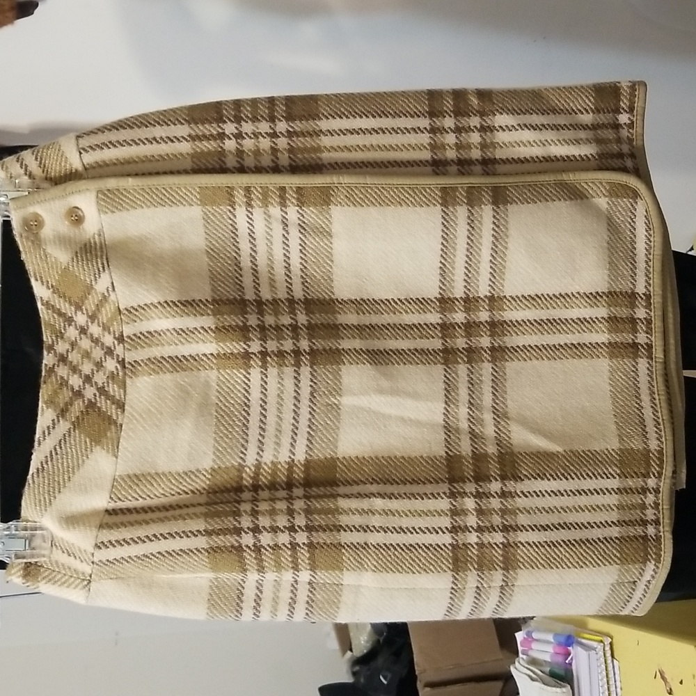 Wool wrap skirt size 6